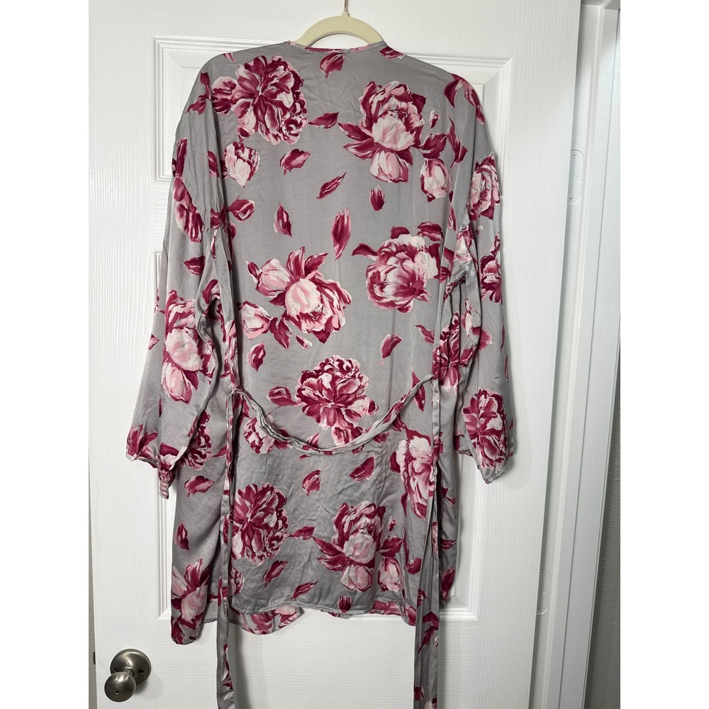 Victoria's Secret Gold Label Silk Robe Size M/L Grey Pink Vintage Floral Wrap - Picture 3 of 7